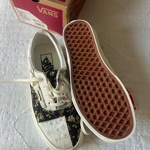 Vans Women's Floral Patchwork Sneakers - Black, White, and Gold